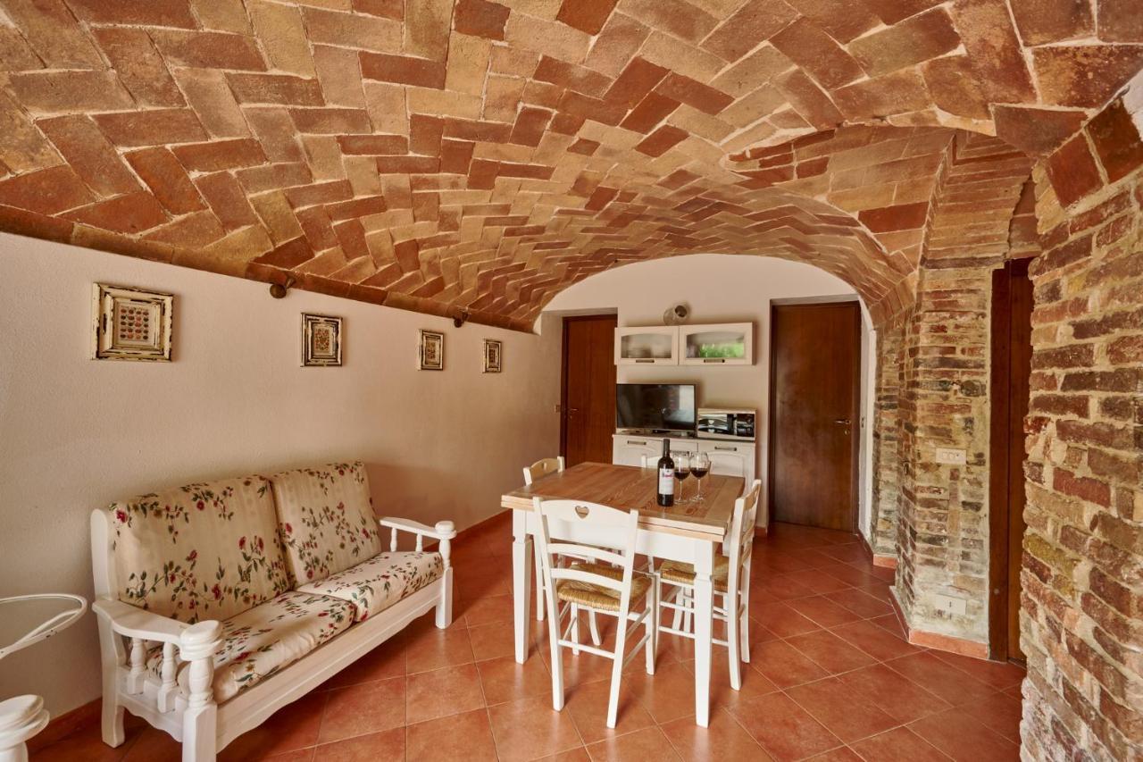 Agriturismo Il Canneto Casole dʼElsa Eksteriør bilde
