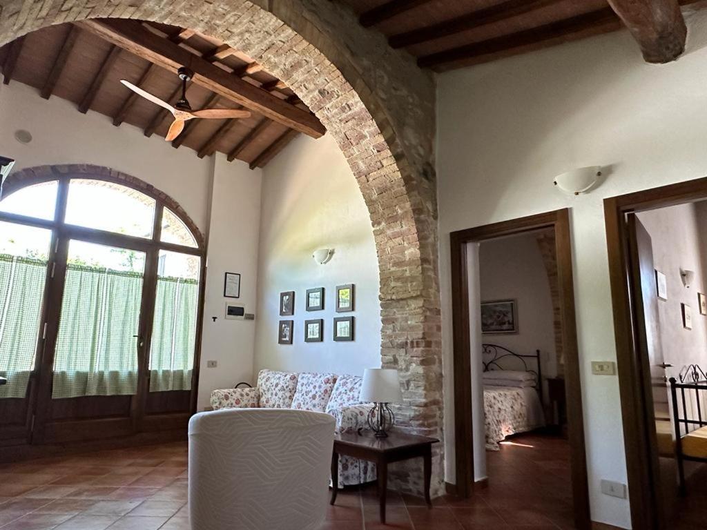 Agriturismo Il Canneto Casole dʼElsa Eksteriør bilde