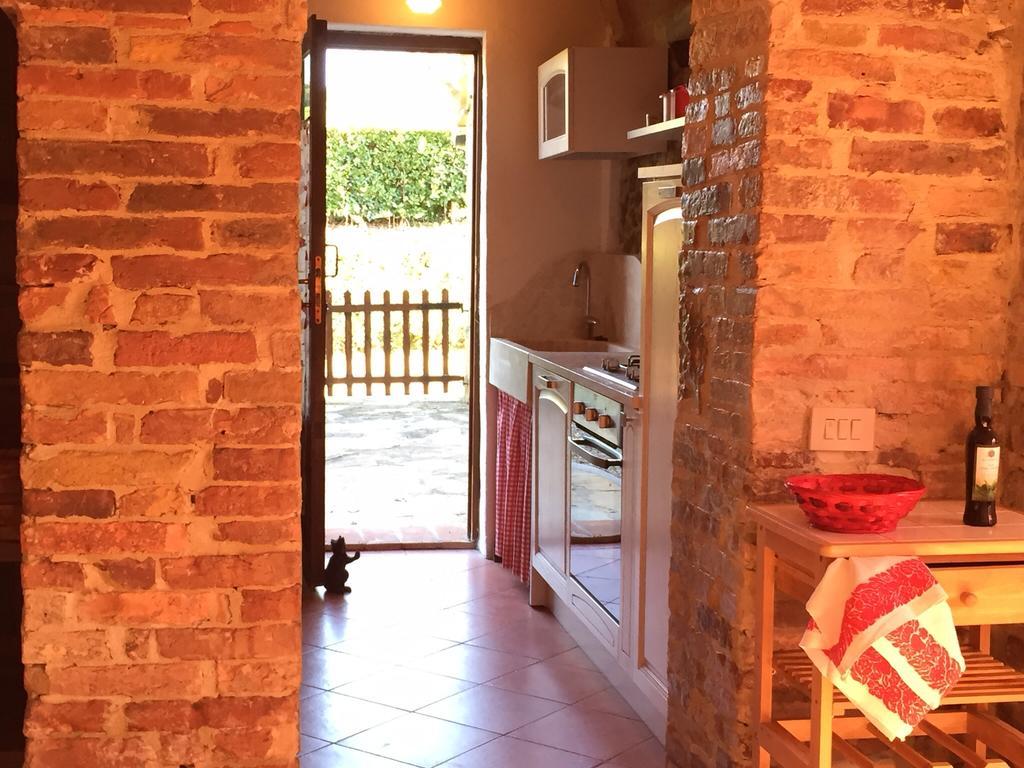 Agriturismo Il Canneto Casole dʼElsa Eksteriør bilde